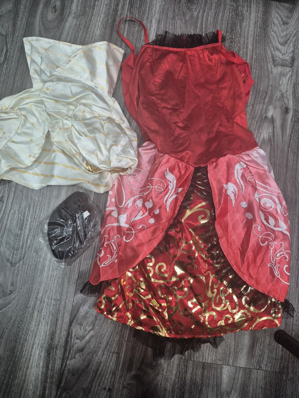 Apple White Girls' Red and Pink Costume